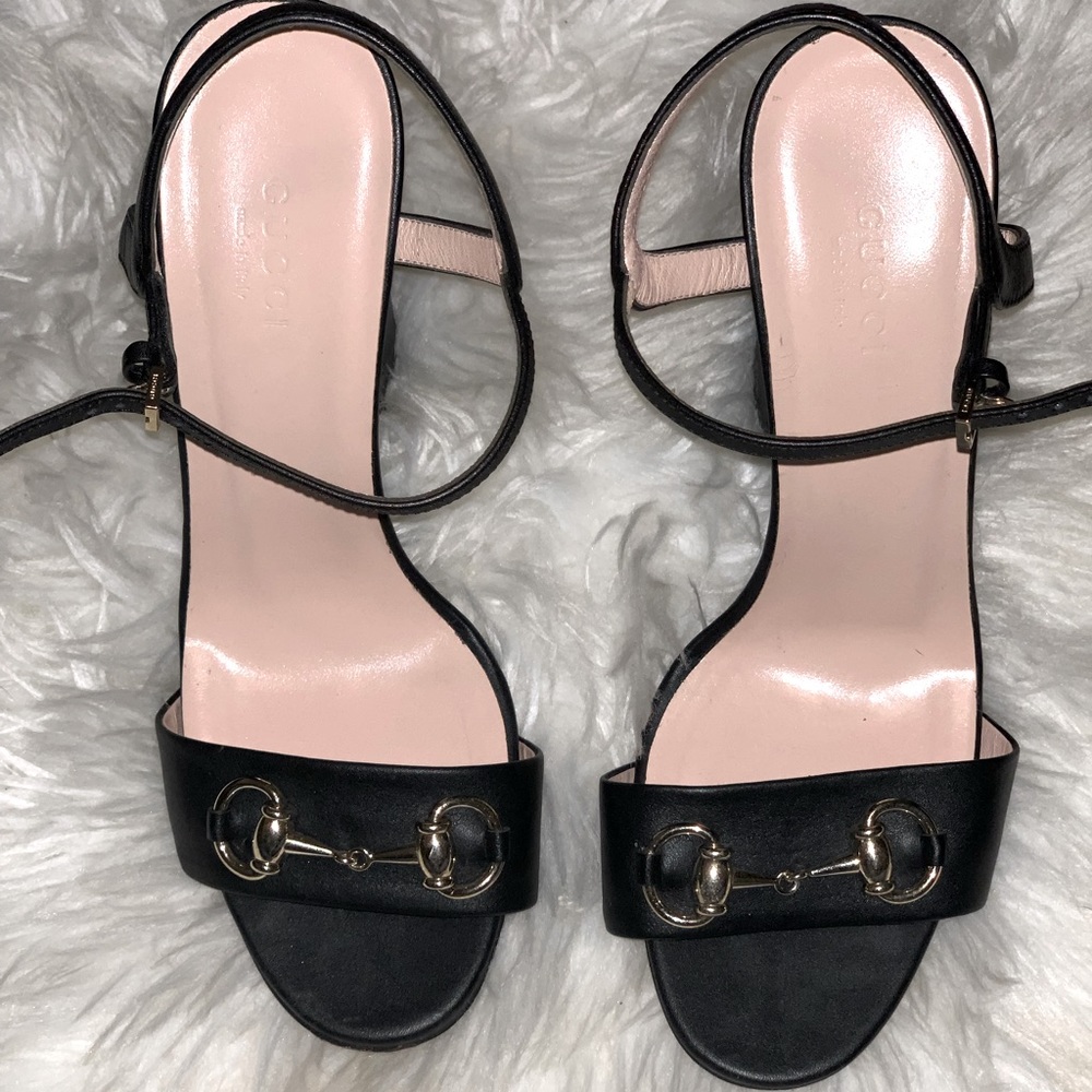 Gorgeous Gucci block heel with signature horsebit